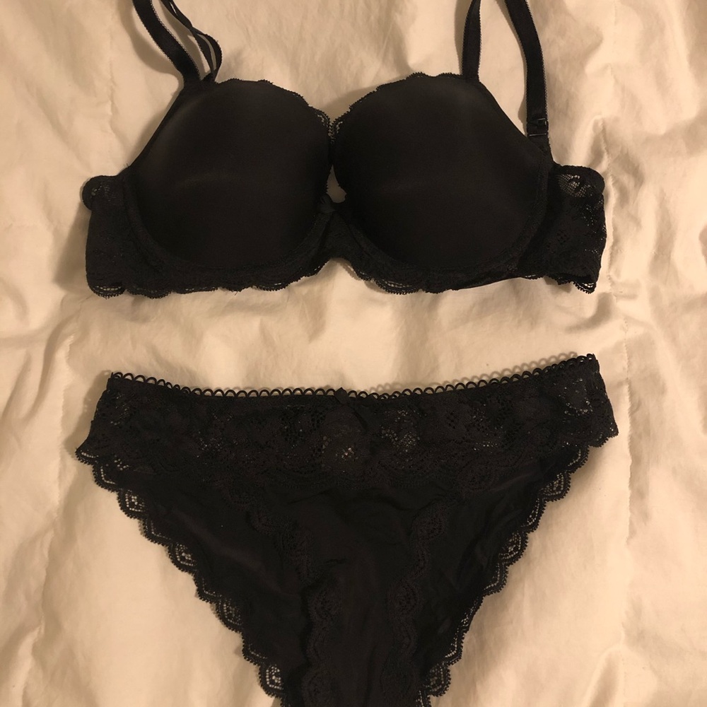 Victoria secret bra and matching panties